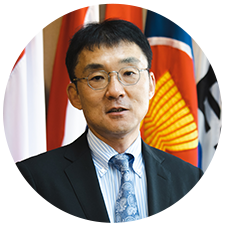Tetsuya Watanabe